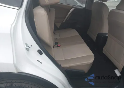 2013 Toyota Rav4 Le z USA, uszkodzony, nr VIN JTMZFREV9D5004104